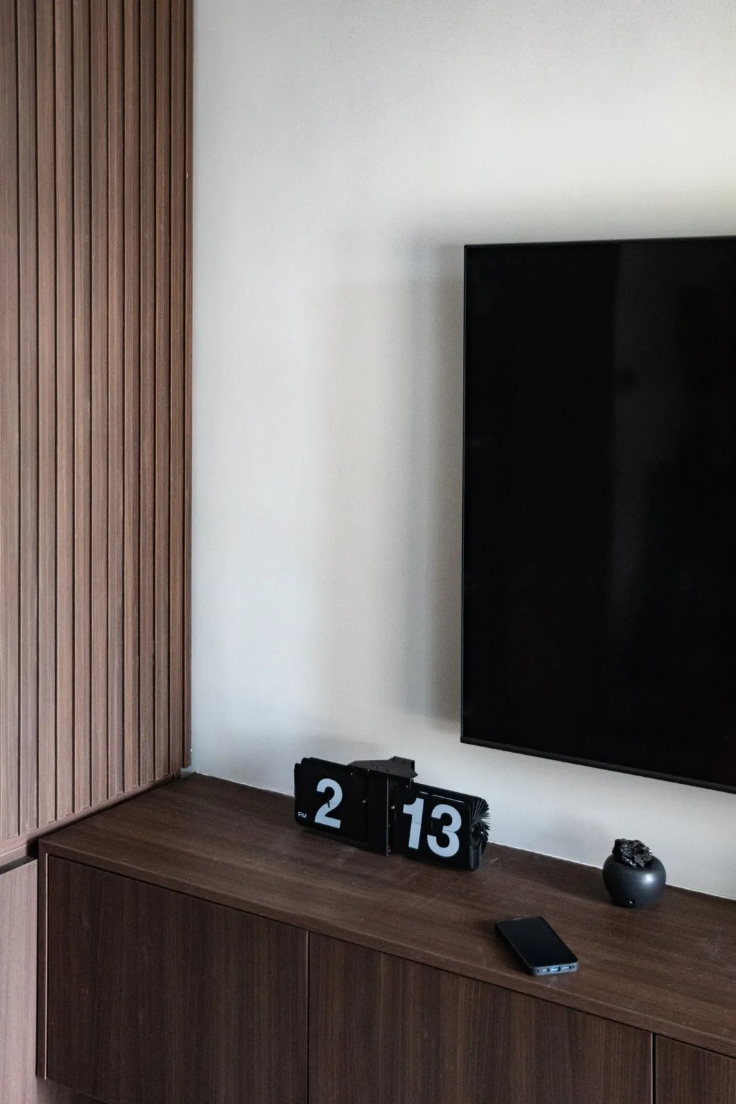 Lai Wo House — Media joinery