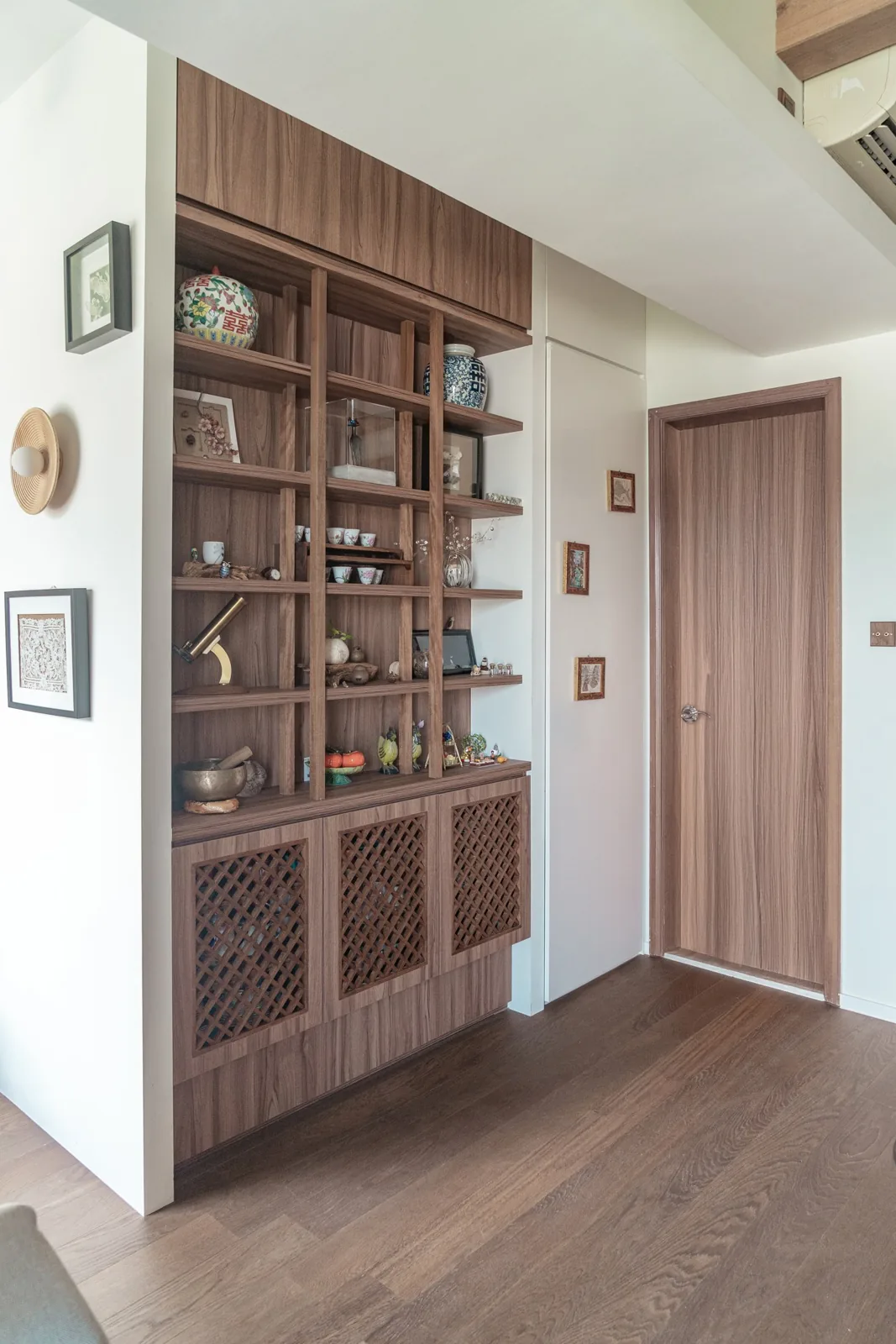 Primrose Hill — Entry joinery